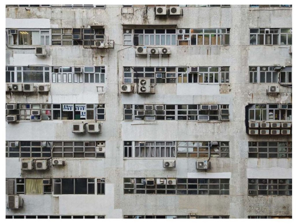 設計された快適さ、購入された快適さ:香港におけるパッシブデザインとエアコン